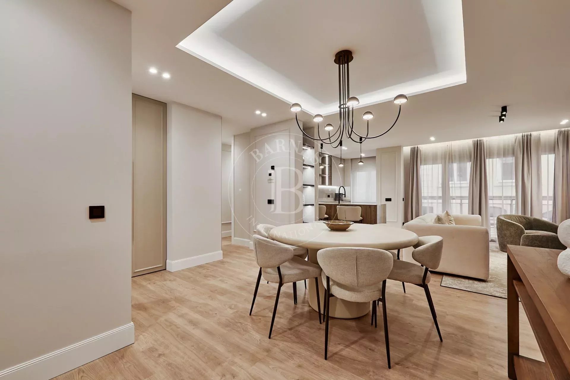 Daire Madrid - picture 13