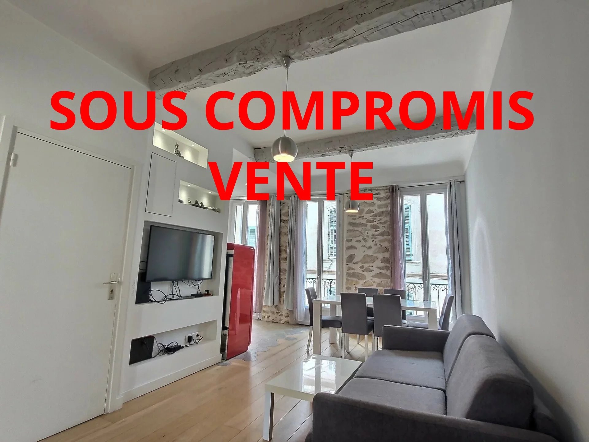Vieil Antibes - 2p de 41 m² - Balcon