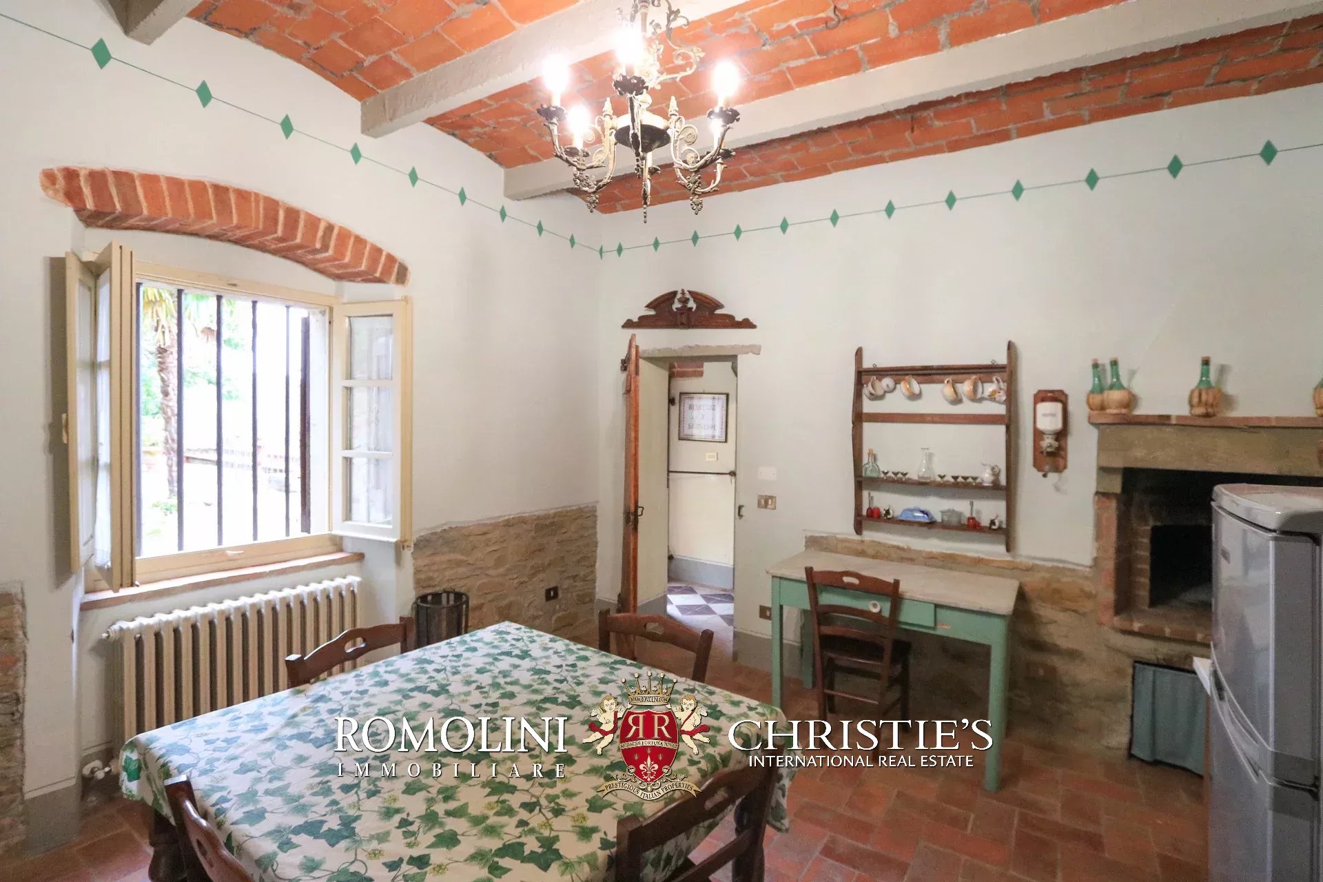 6 Bedroom Villa/Townhouse's Image 68