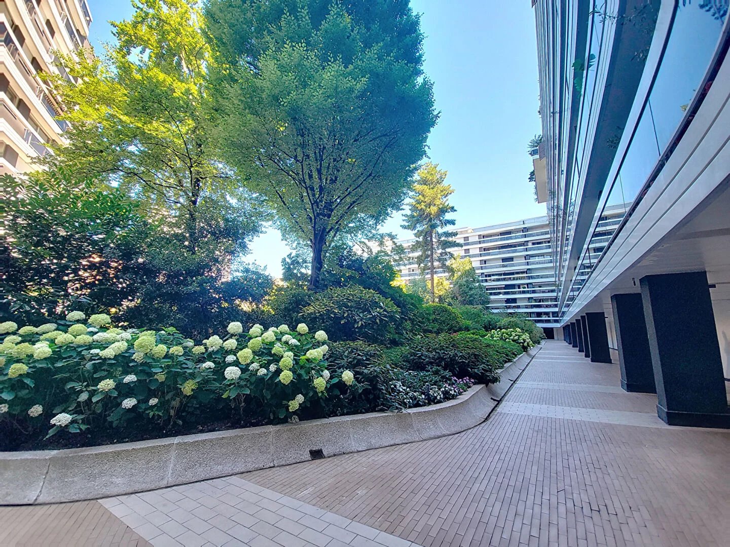 SUPERBE 2 PIECES RESIDENCE GRAND STANDING