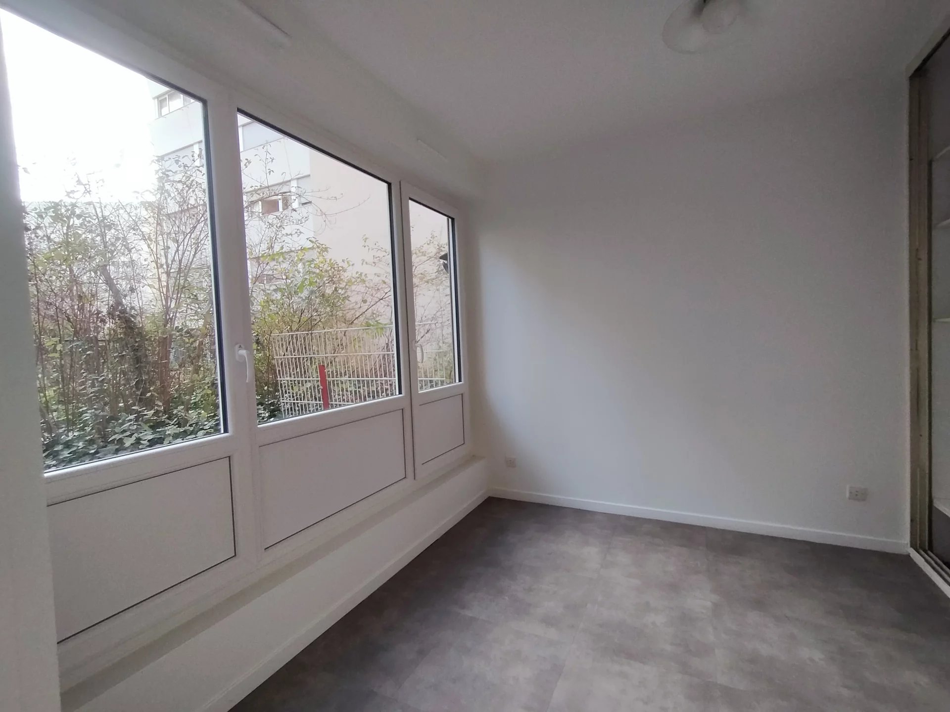3021658 Location Villeurbanne