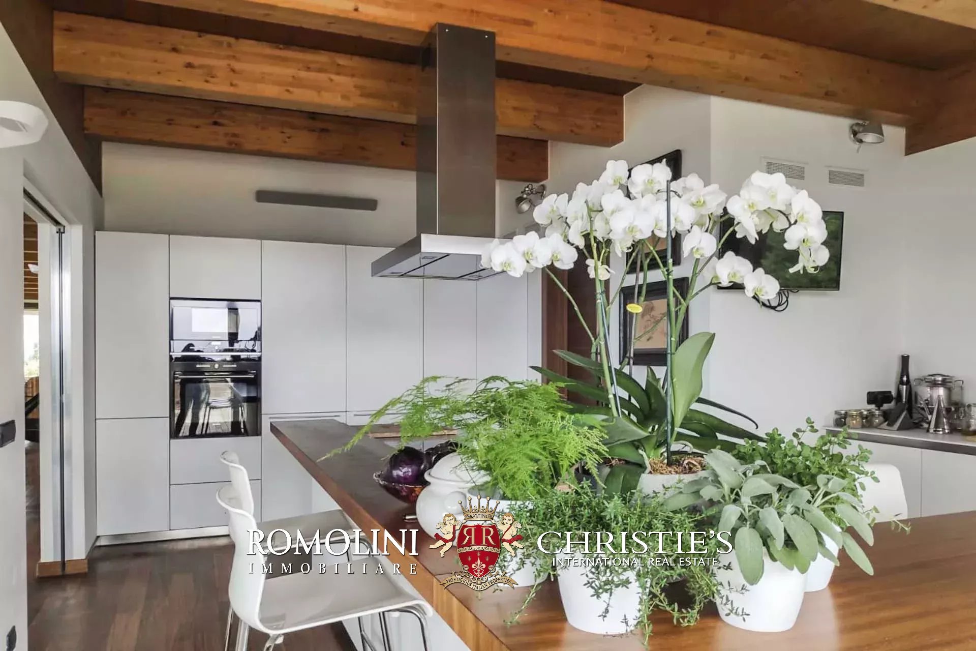 3 Bedroom Villa/Townhouse's Image 40