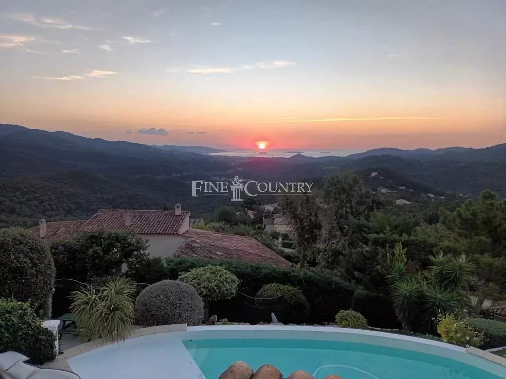 Charming Provençale Villa for Sale in les Adrets-de-l'Esterel,  with sea view Accommodation in Cannes