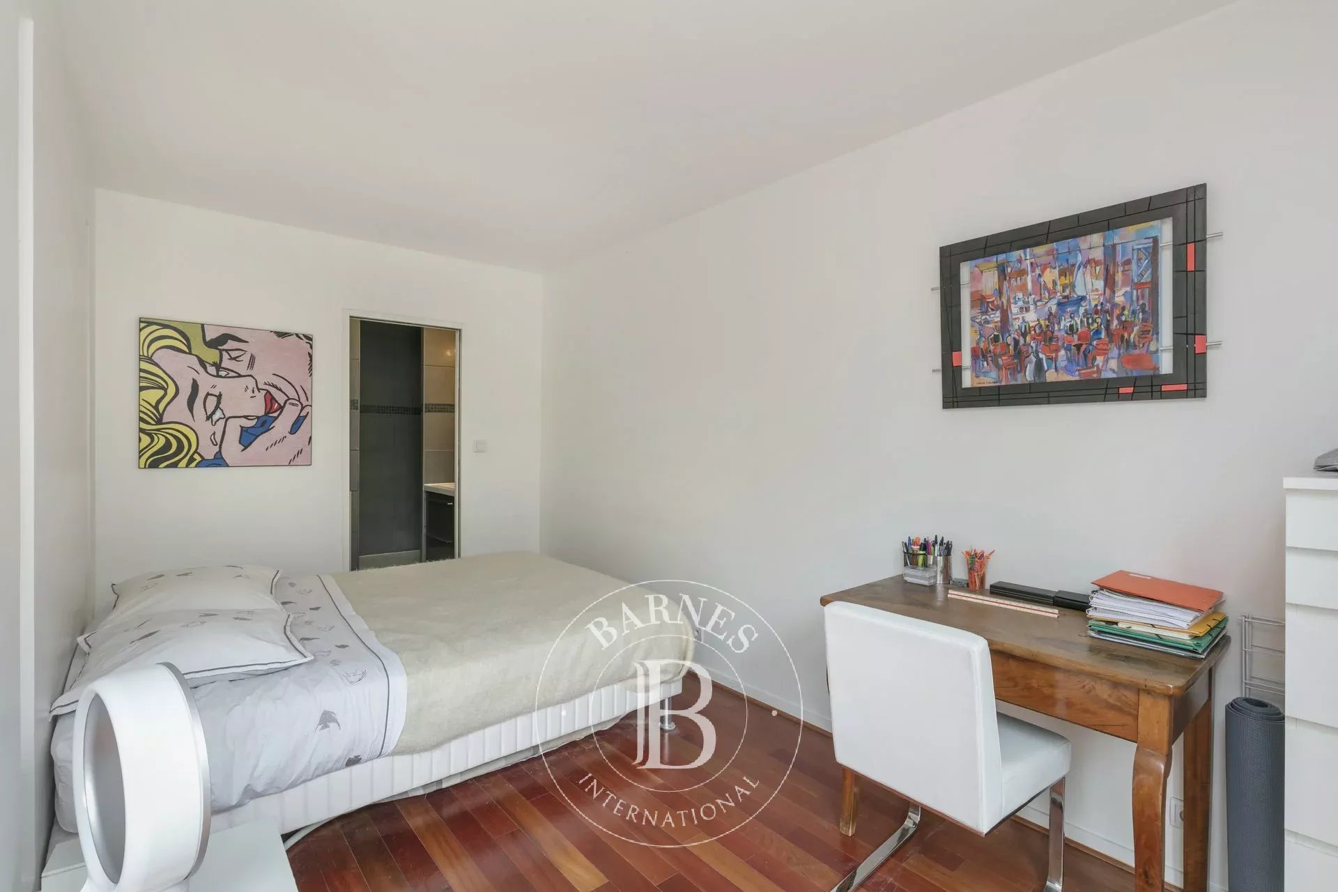 Daire Levallois-Perret - picture 7