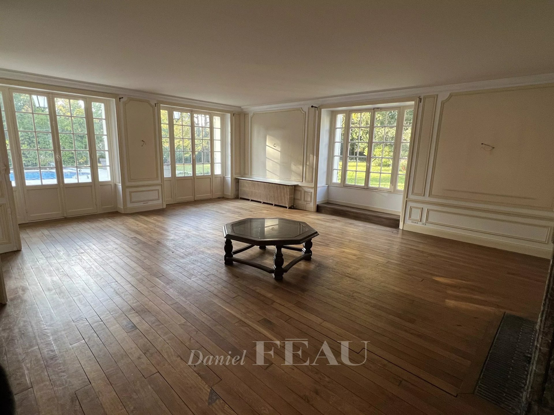 10 Bedroom Villa/Townhouse's Image 17