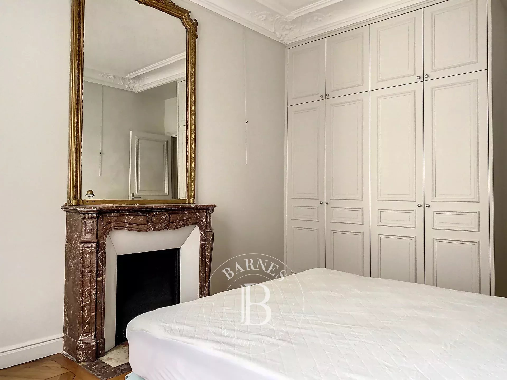 Daire Paris 9ème - picture 14