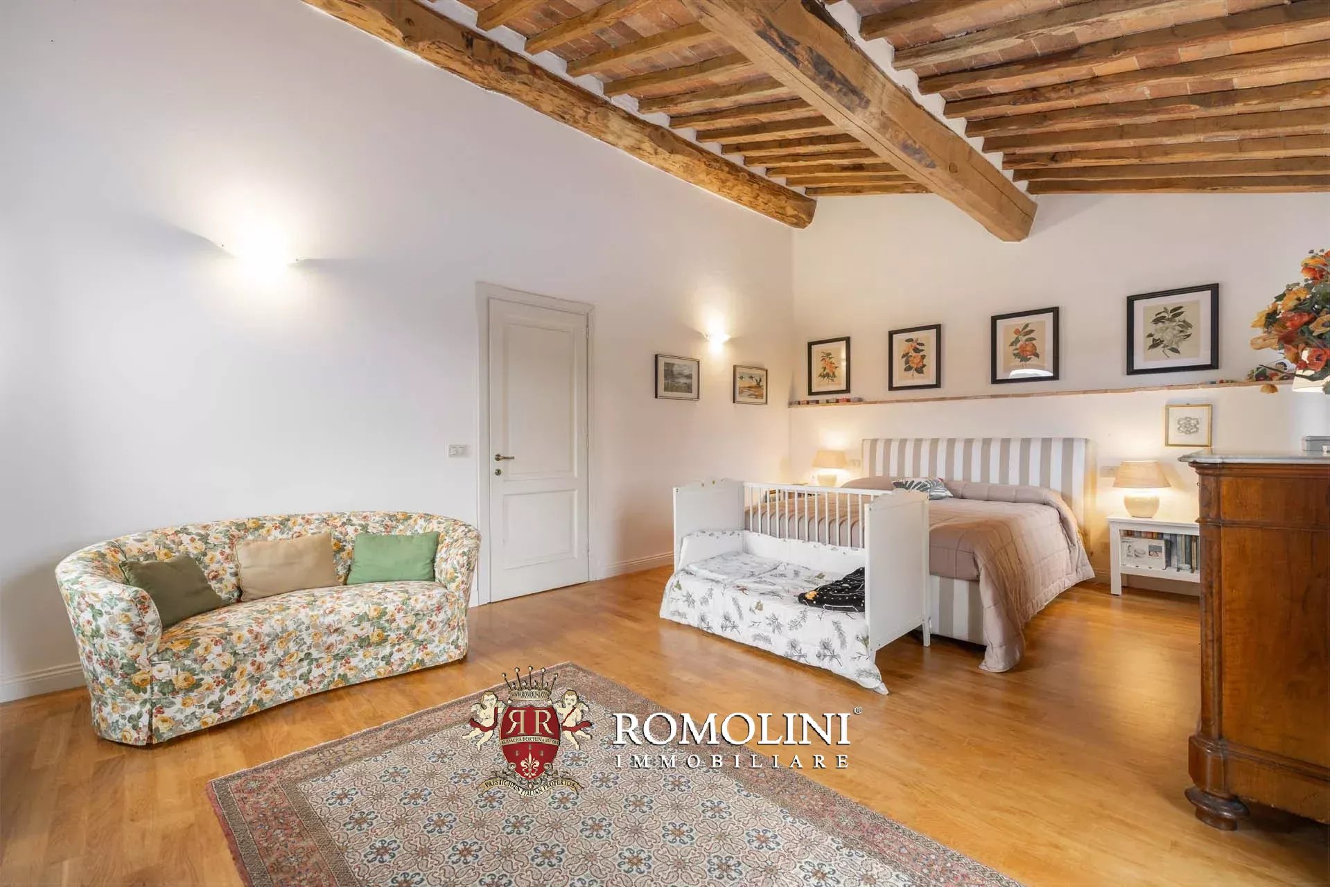 70 Bedroom Chateau's Image 98