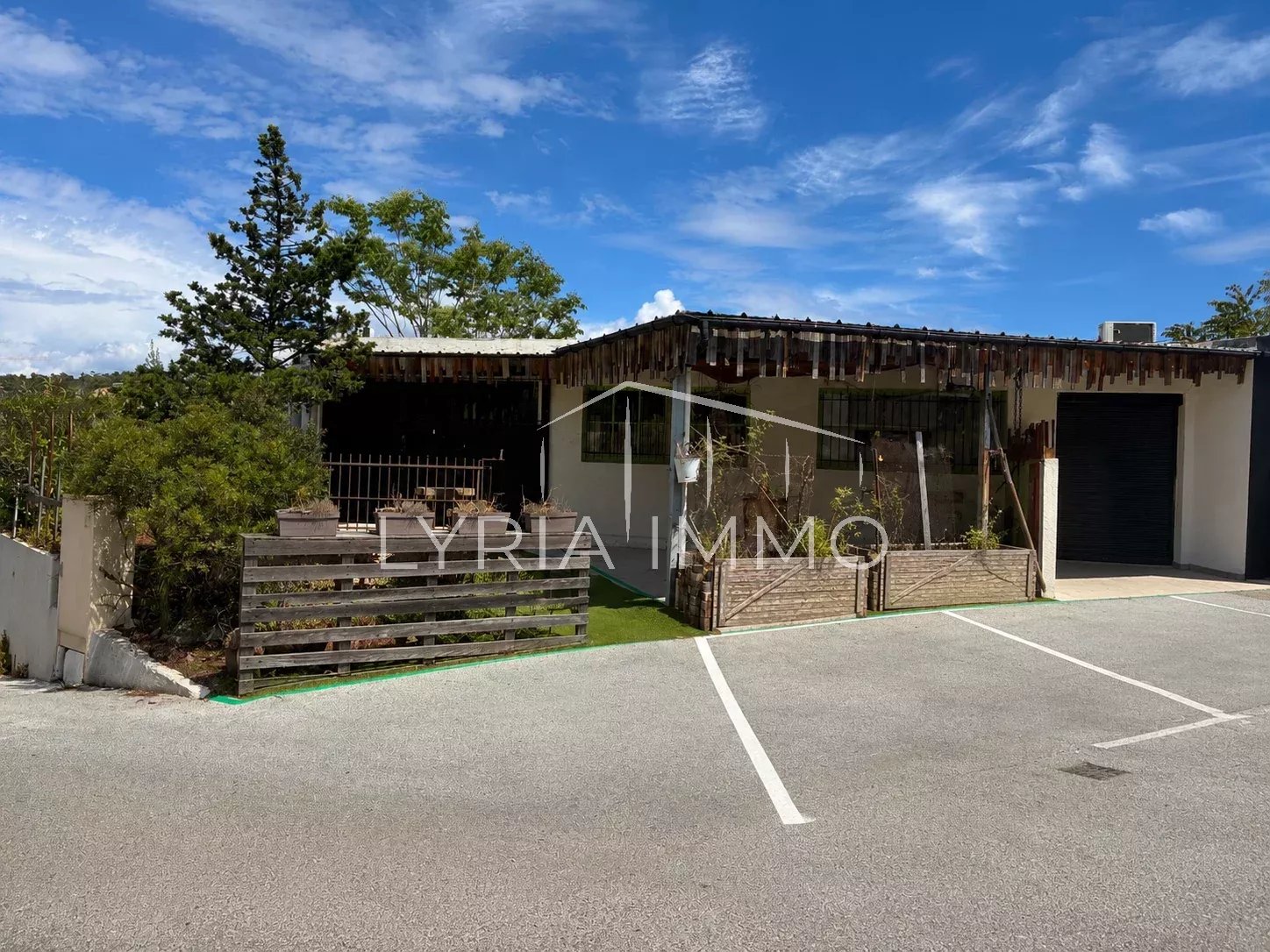 Agence immobilière de 