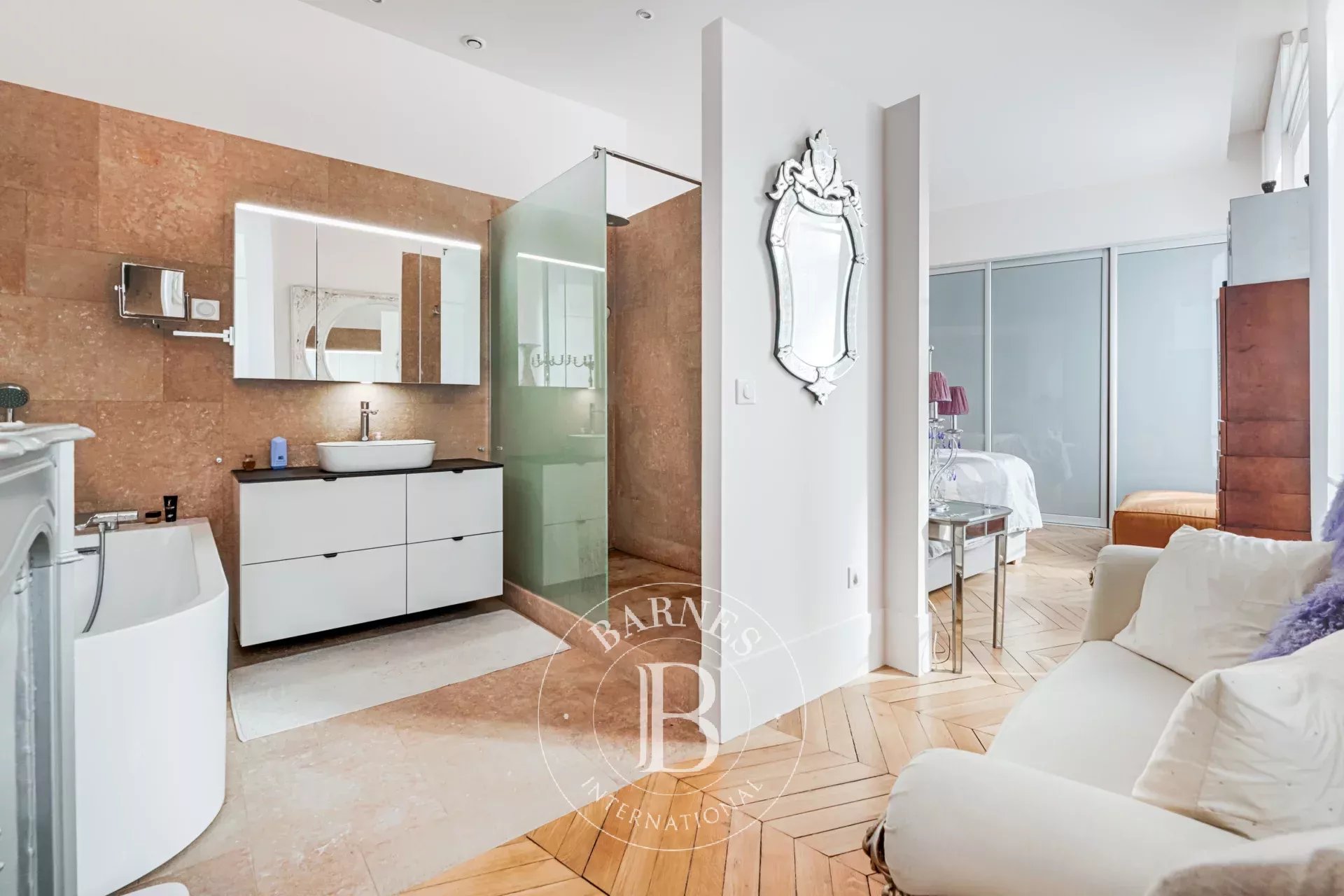 Daire Paris 4ème - picture 23