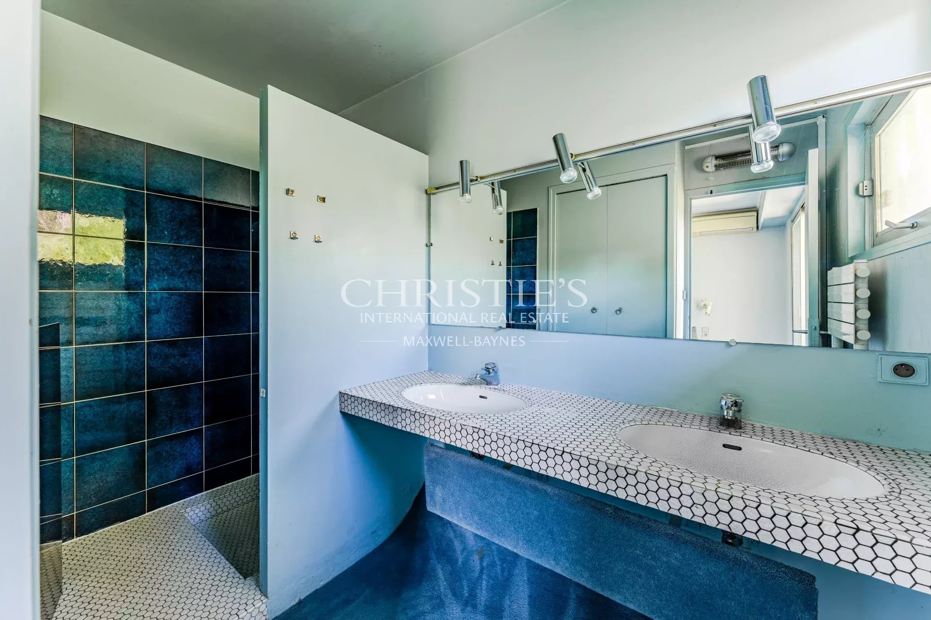 3 Bedroom Villa/Townhouse's Image 5