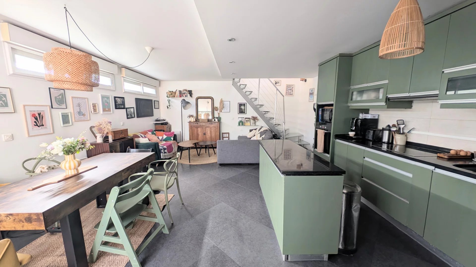 Maison 4 pièces, terrasse, parking  BAGNOLET/LILAS - Image 1