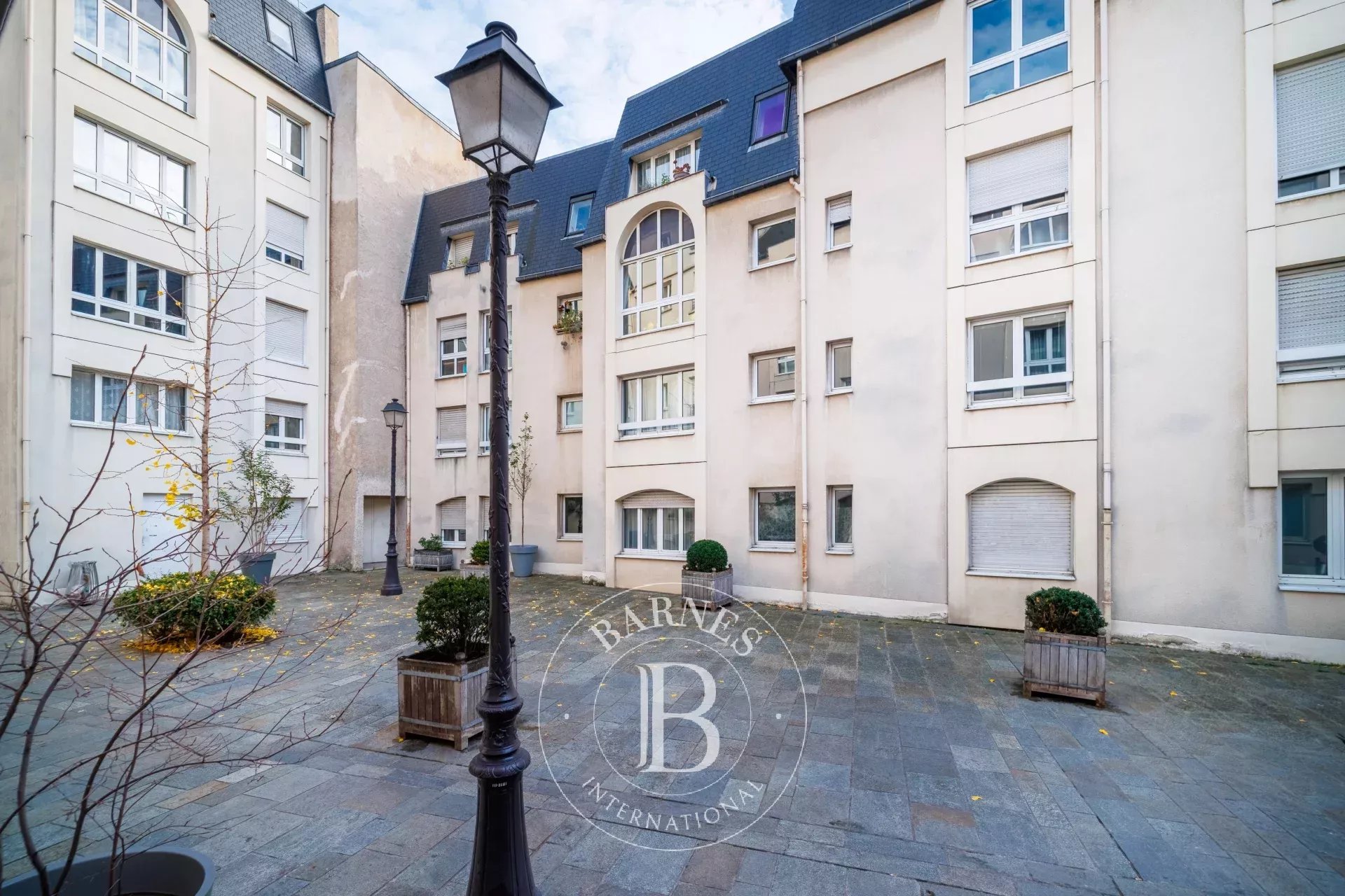 Daire Paris 3ème - picture 17