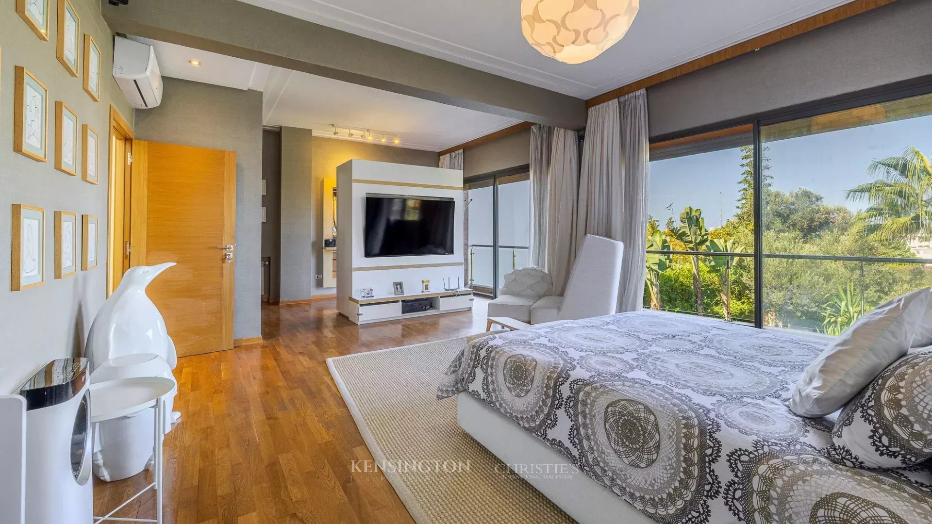 3 Bedroom Villa/Townhouse's Image 11