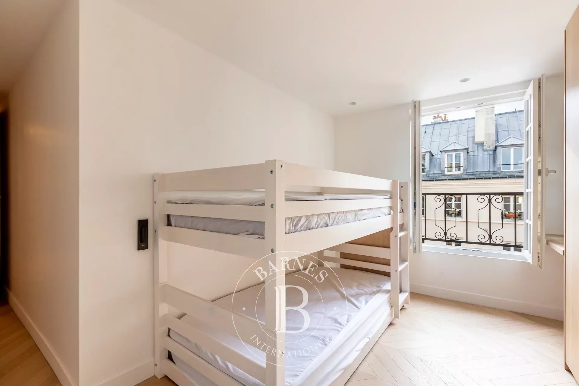 Paris  - Apartment 2 Bedrooms - picture 9