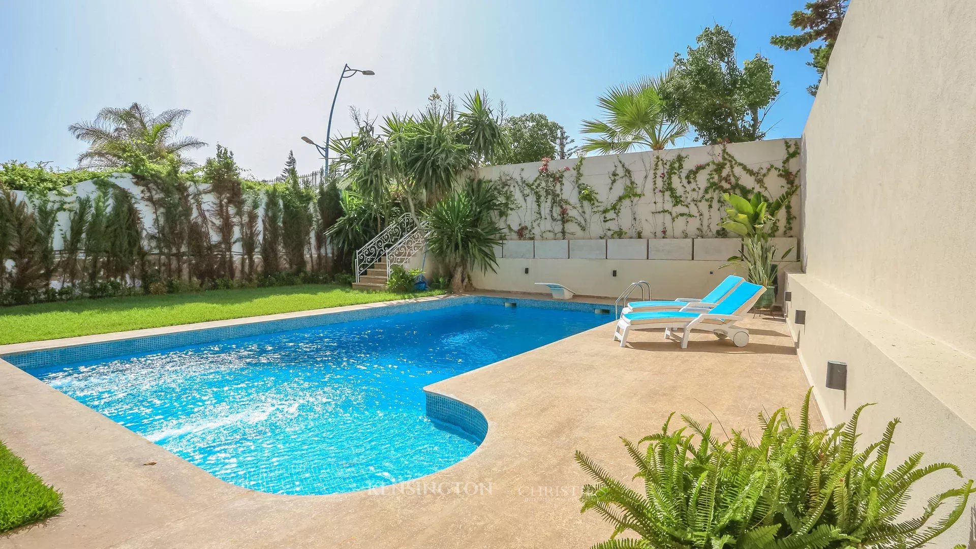 4 Bedroom Villa/Townhouse's Image 36
