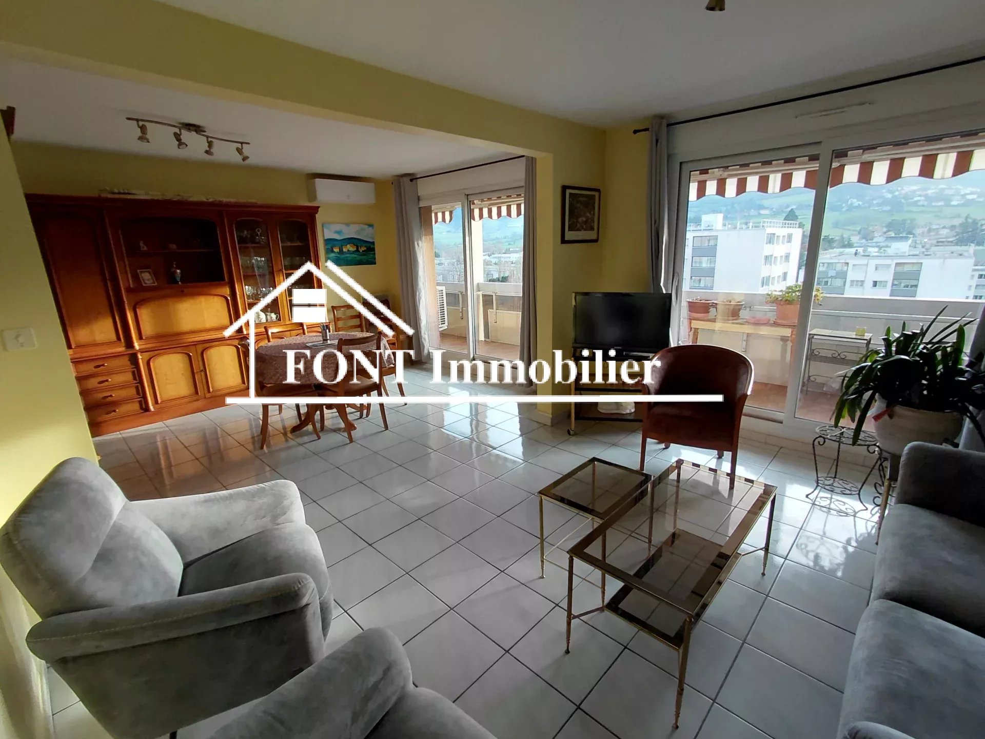 Agence immobilière de 