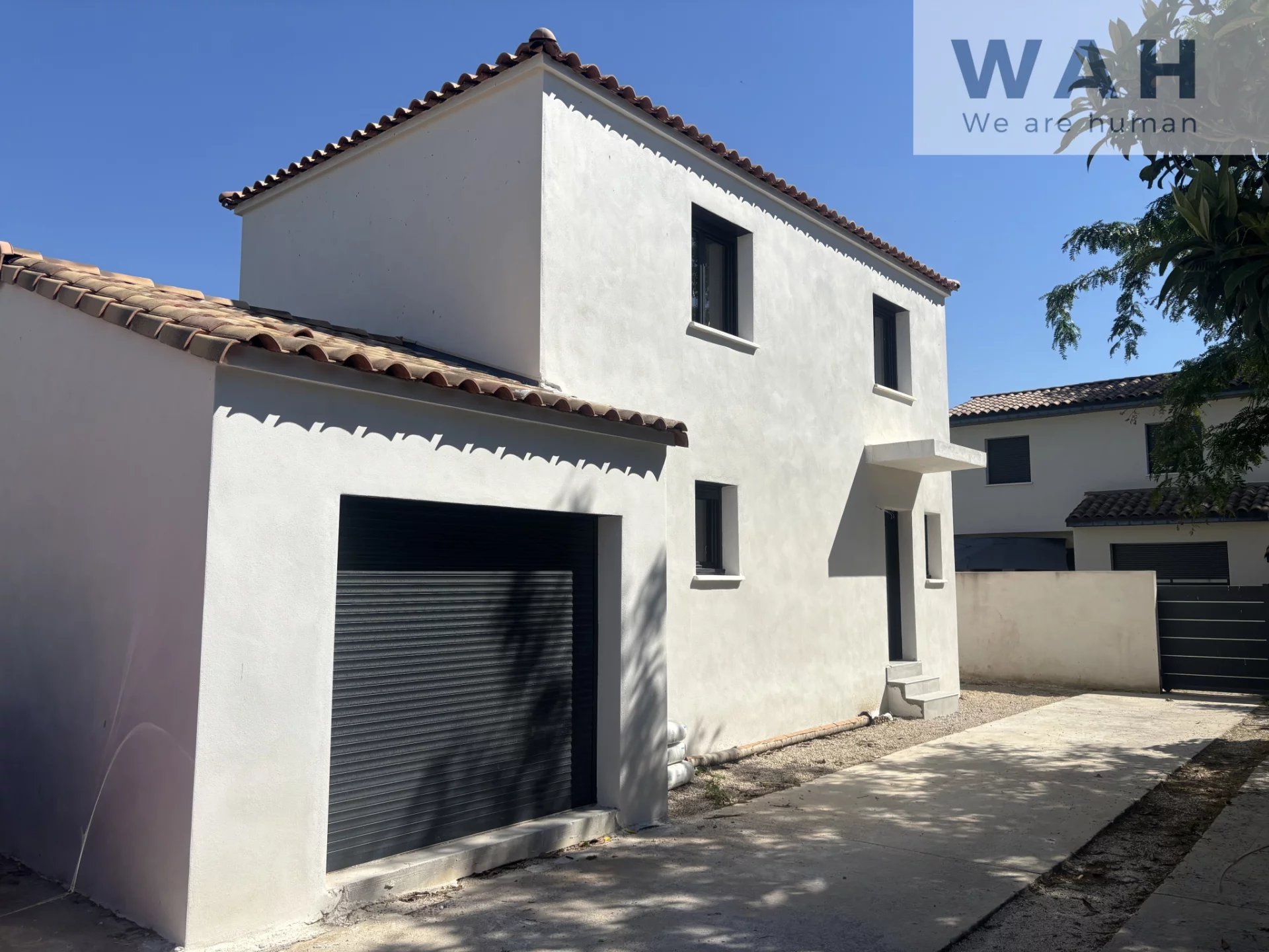 Villa neuve 3 pièces 72m2 sur un terrain de 324m2 à Lunel