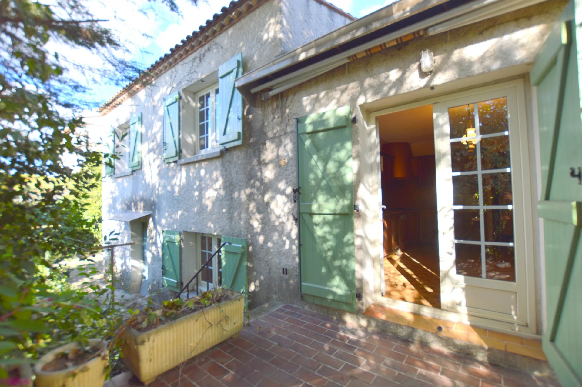 Maison 6 pièces – 138 m² sur 555 m² de terrain – Castelnau-le-Lez – Proche tramway et commerces