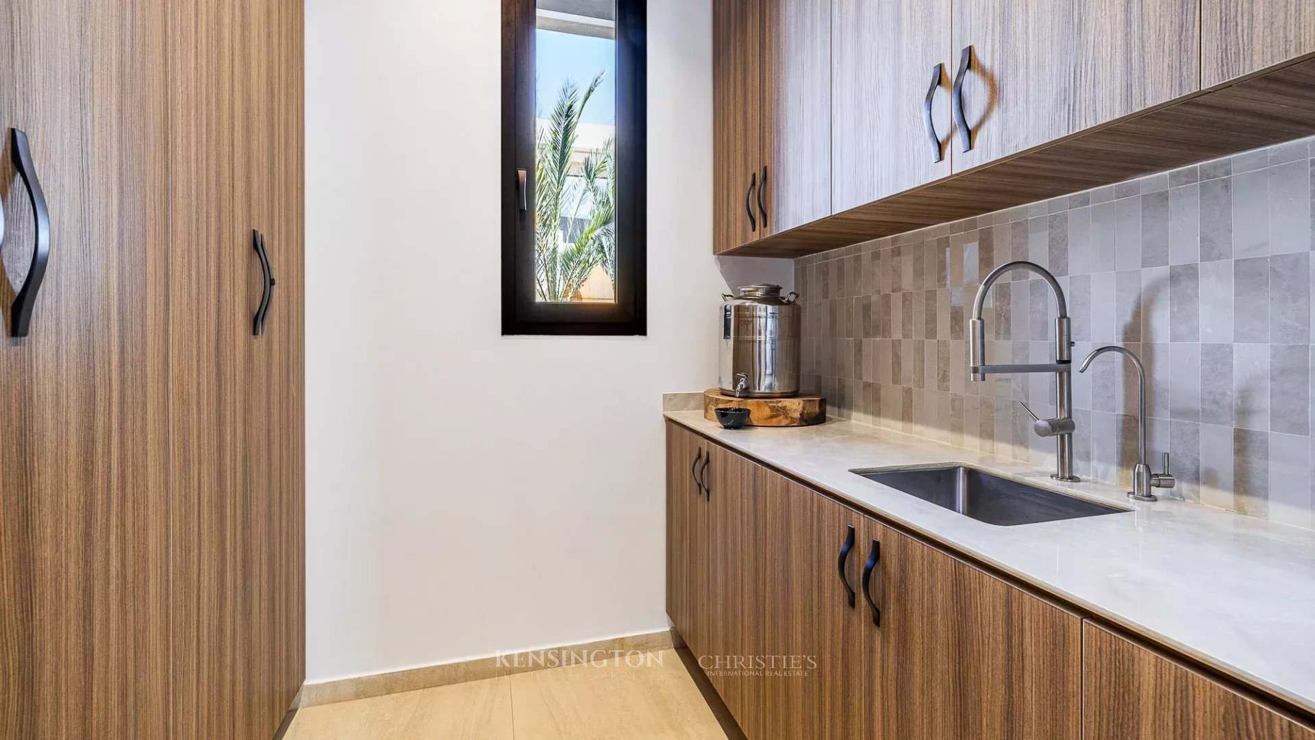 5 Bedroom Villa/Townhouse's Image 32