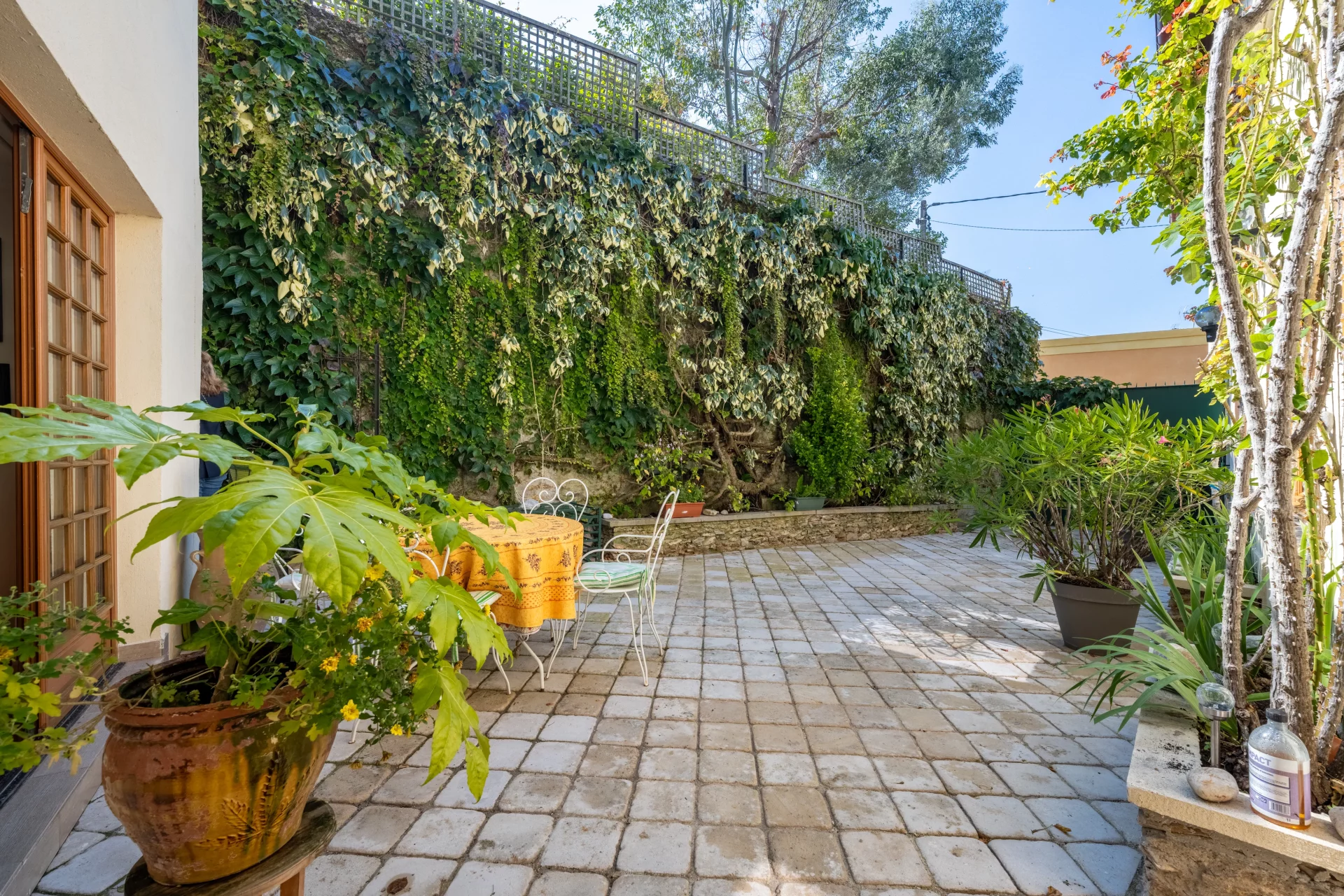 La Celle-Saint-Cloud - LE BOURG