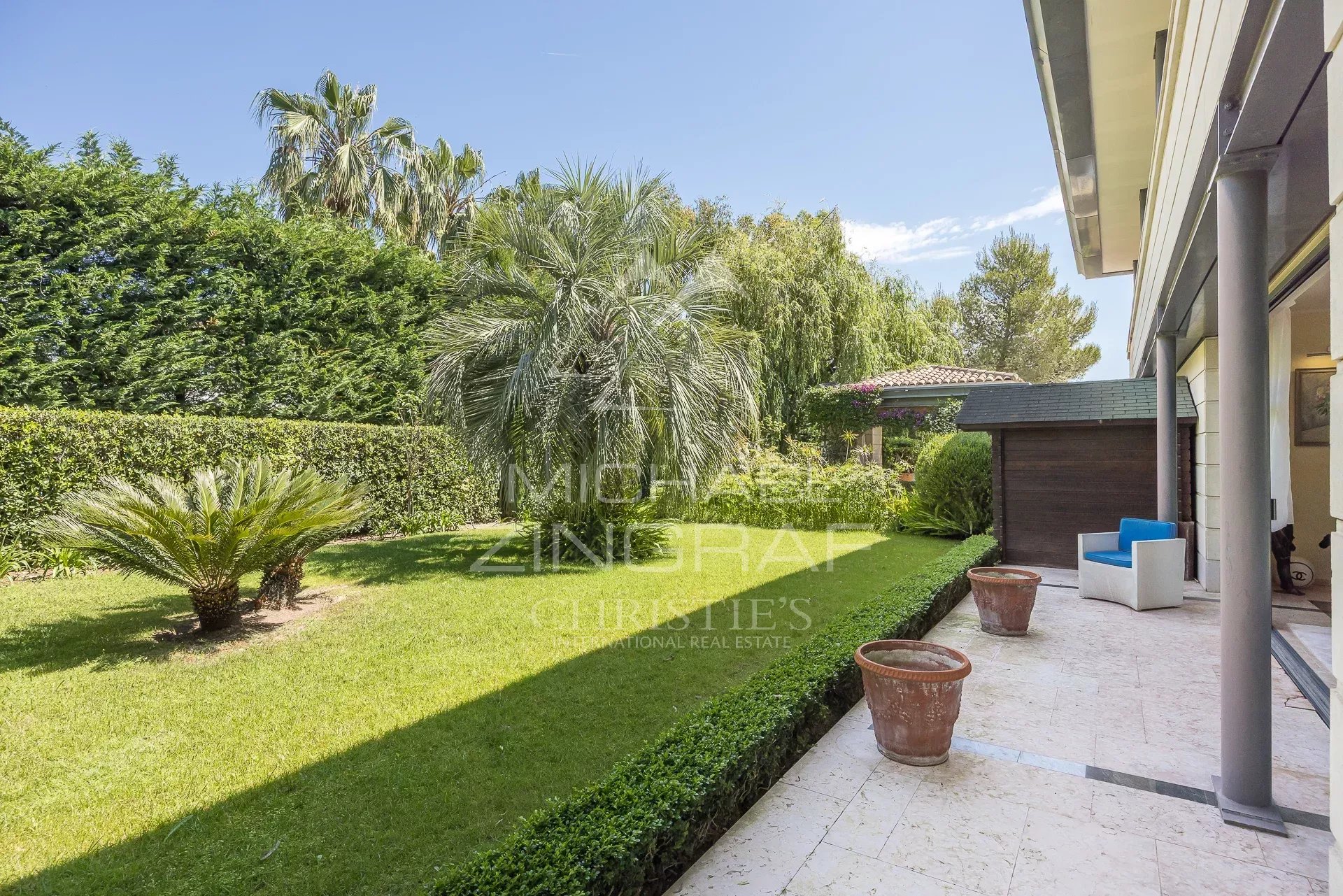 5 Bedroom Villa/Townhouse's Image 18
