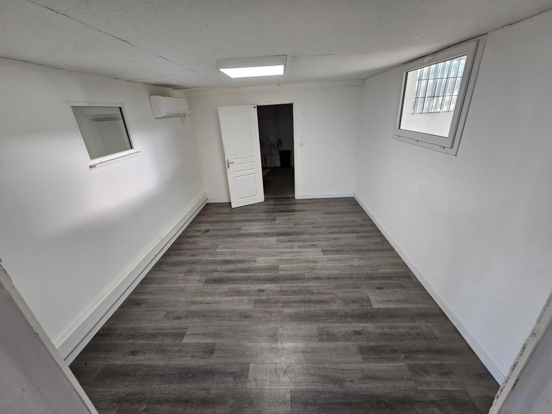 Rental Retail space Auch