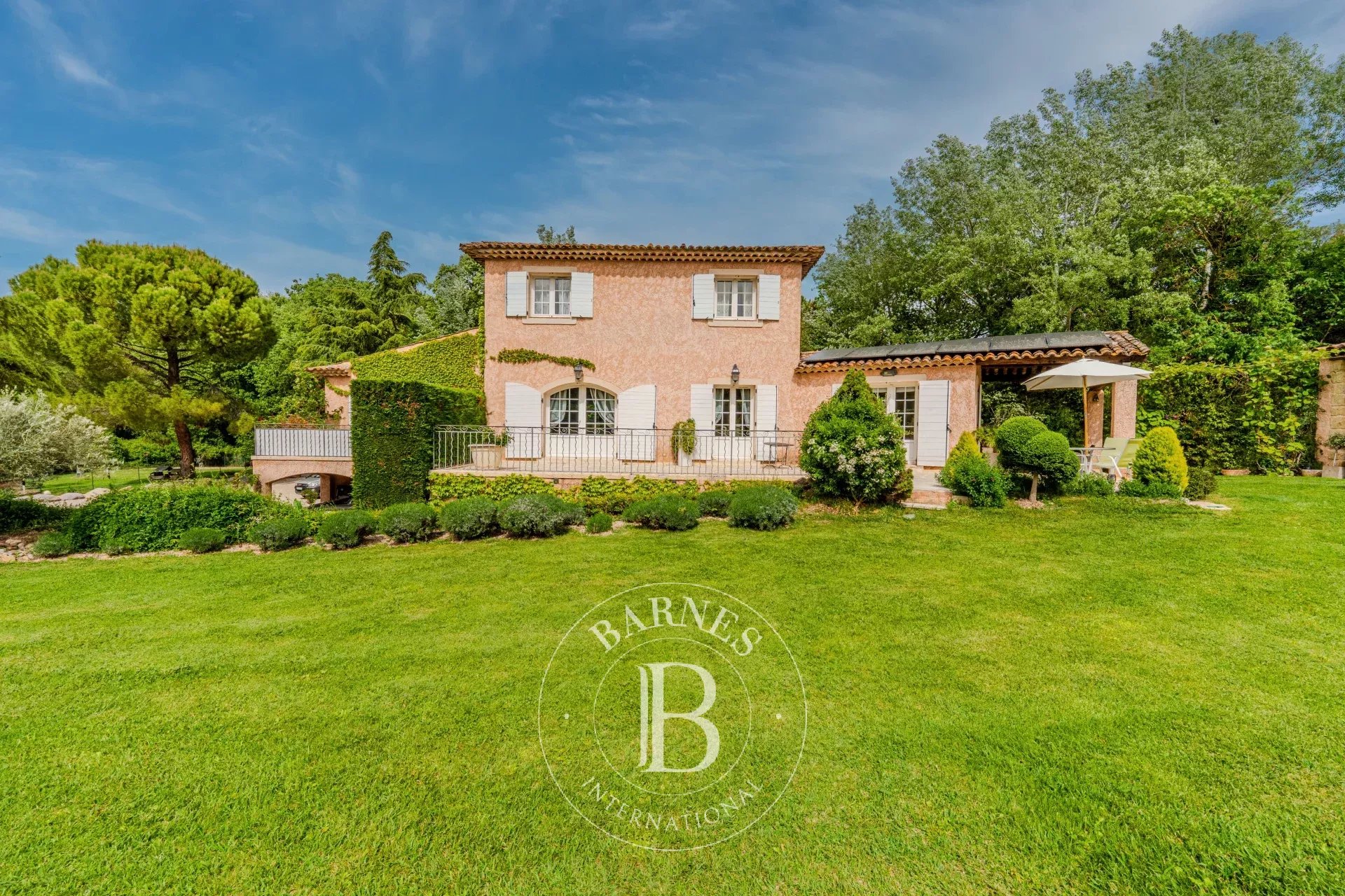 AIX EN PROVENCE NORTH - 15 MINUTES AIX-EN-PROVENCE - HOUSE 200sqm (350sqm in total) - LAND 4000m² - 3 BEDROOMS - ANNEXE - BASEMENT - GARDEN - SWIMMING POOL - SECLUDED - picture 9