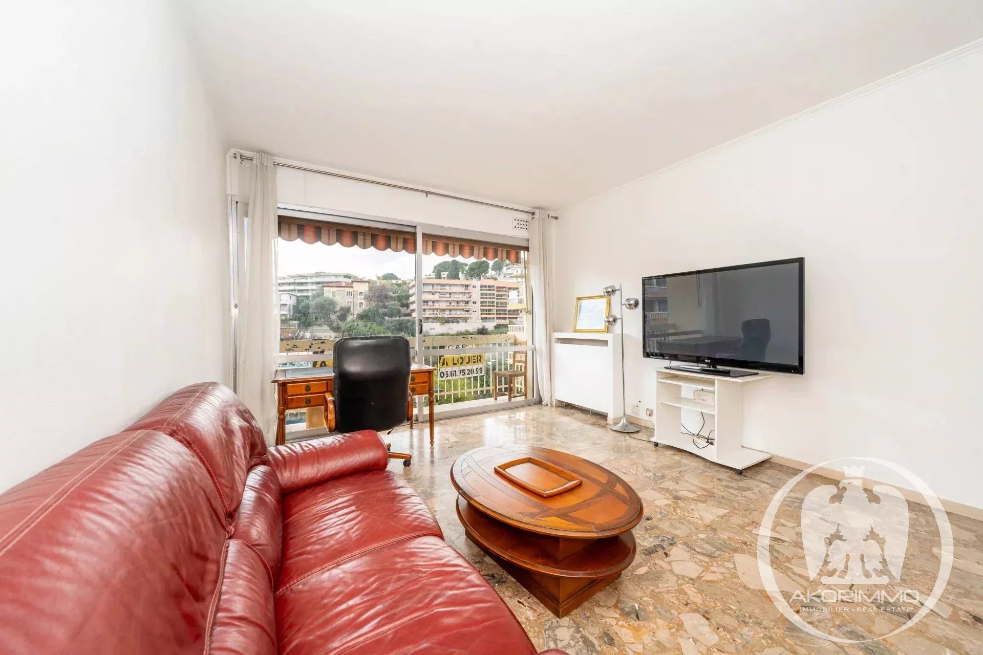 NICE OUEST - CHARMANT APPARTEMENT 3/4 PIÈCES