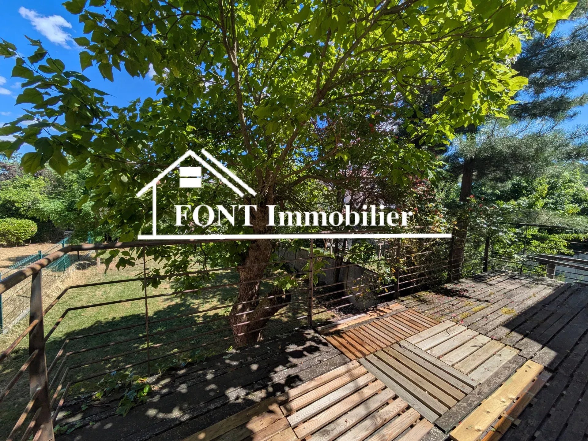 Agence immobilière de 