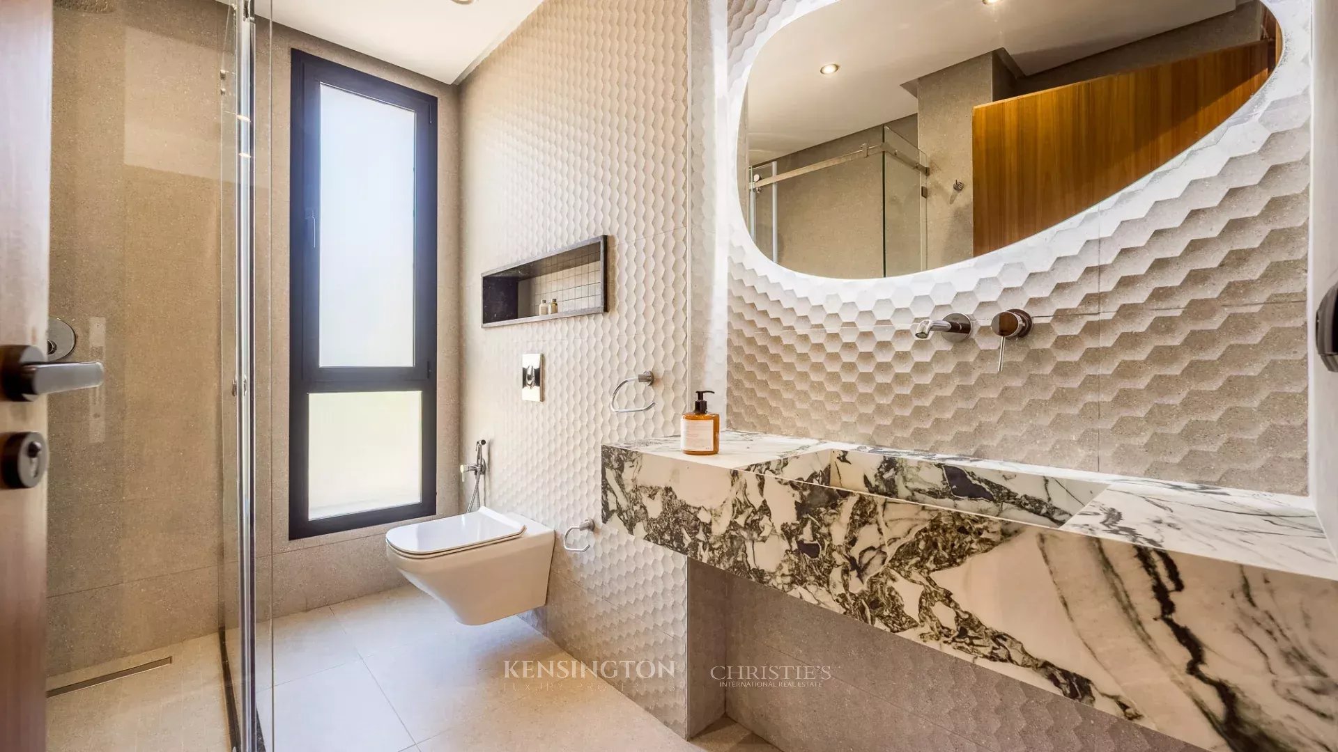 5 Bedroom Villa/Townhouse's Image 25