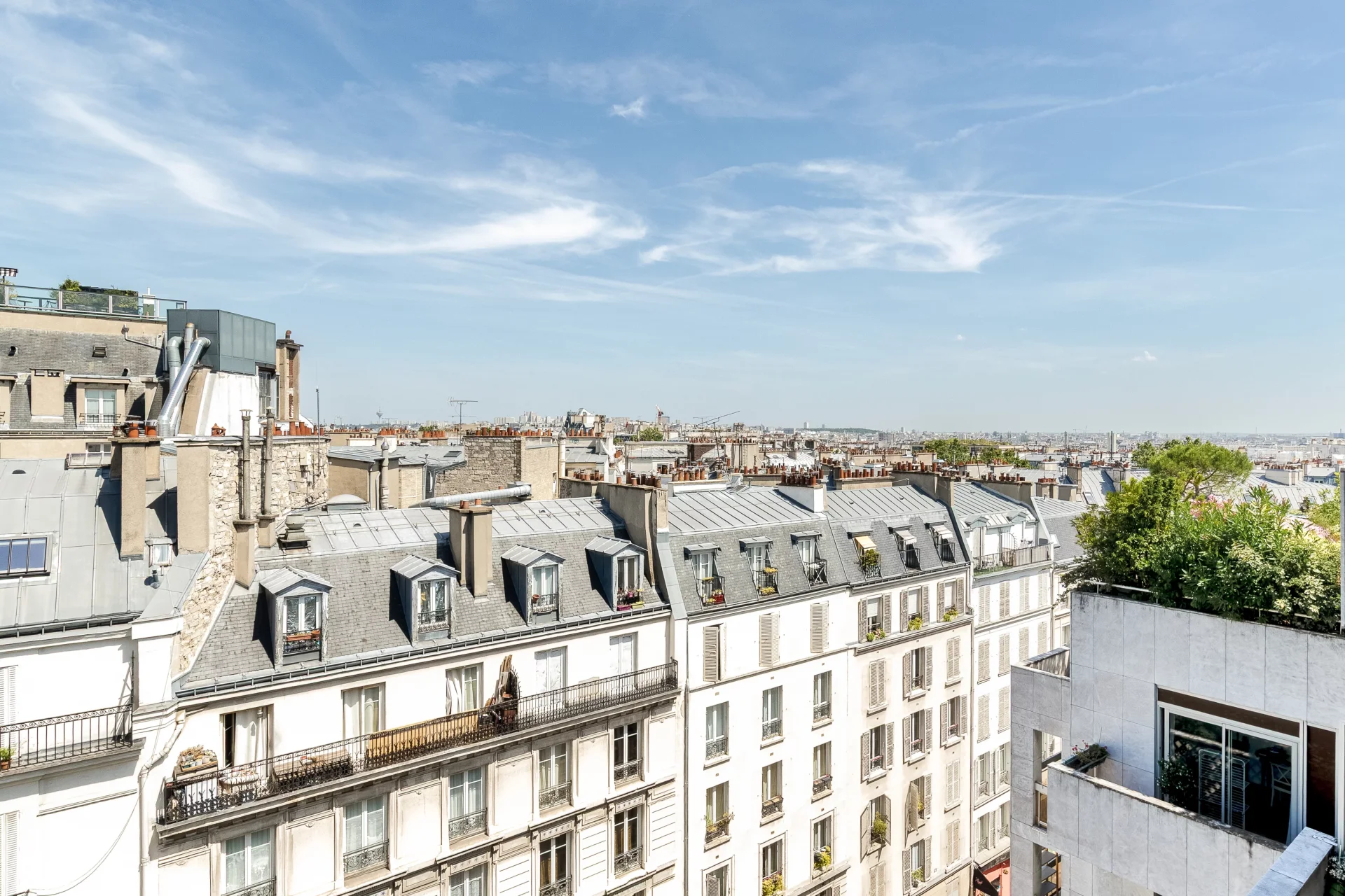 Paris 9e - MARTYRS / ROCHECHOUART