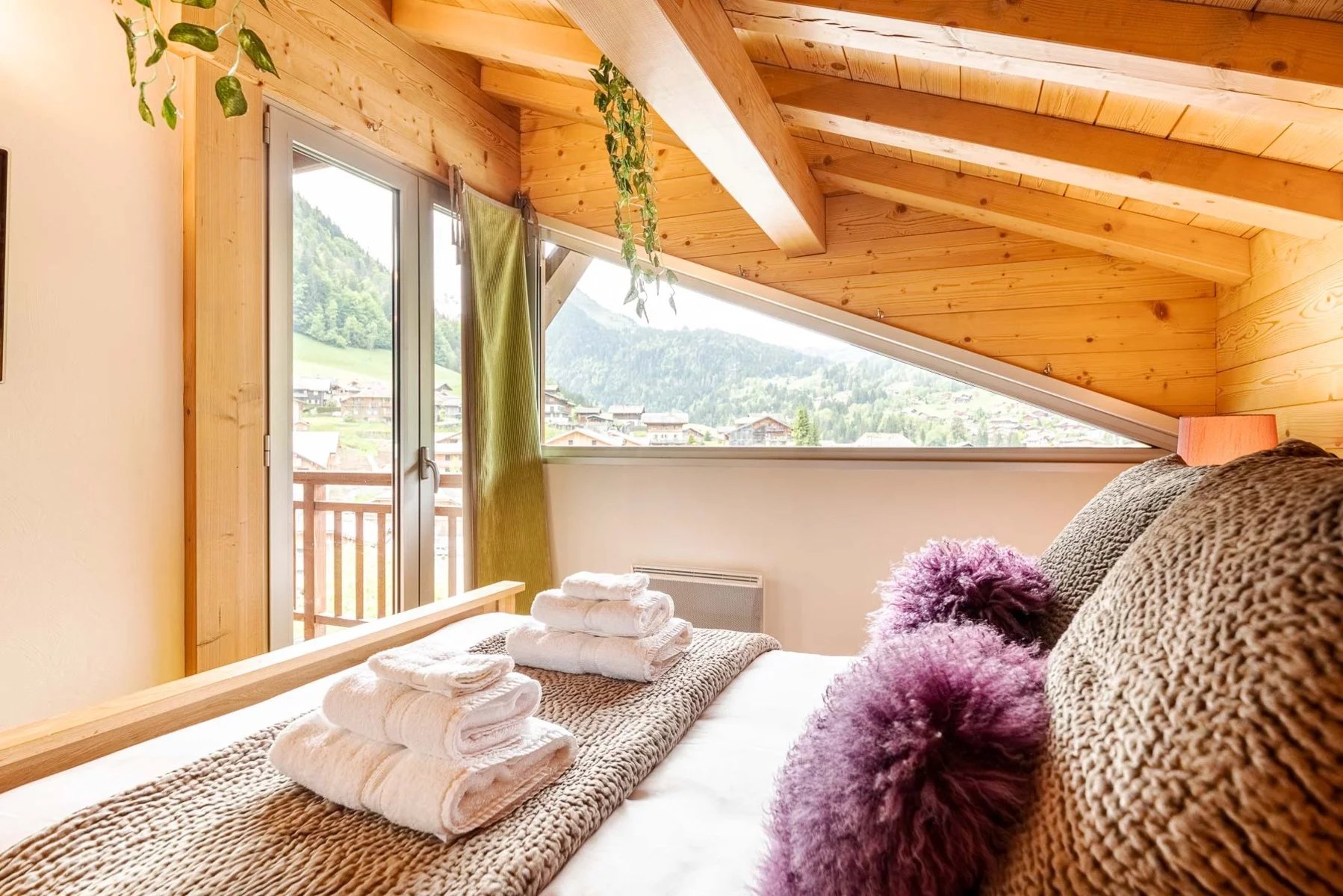 Photo of MORZINE - Stylish 5 bedroom chalet in central Morzine