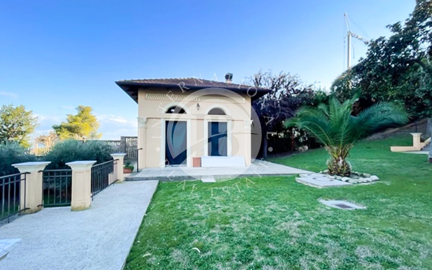 Apartment in Giulianova - Image 4