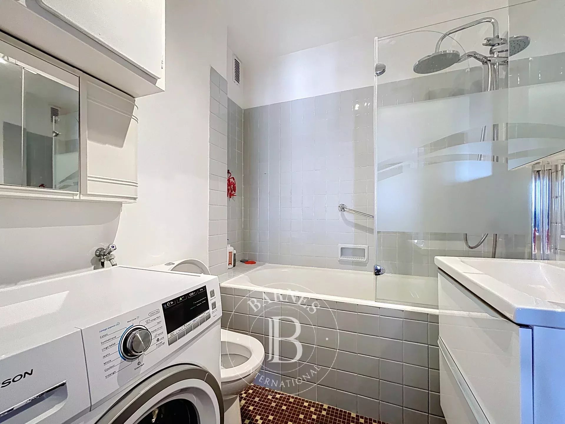 Daire Paris 18ème - picture 6