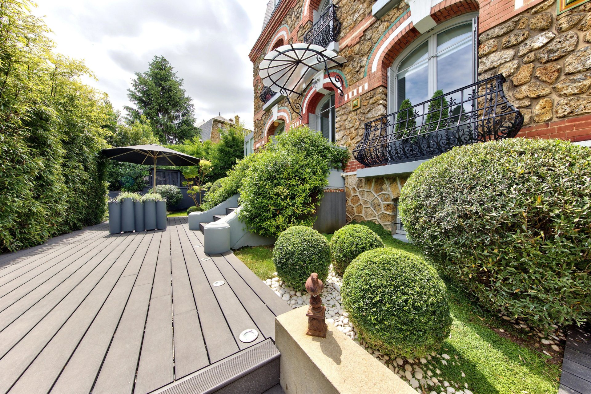 5 Bedroom Villa/Townhouse's Image 4