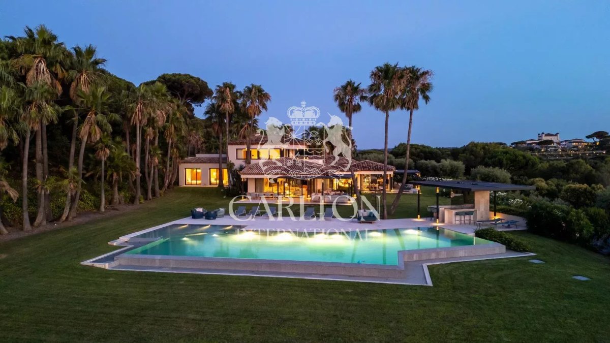 Sea view villa at Le Capon
