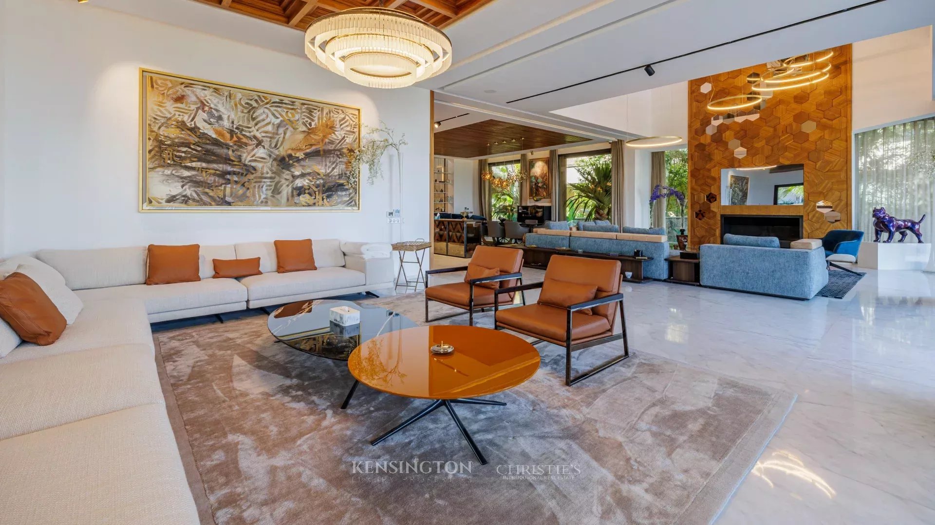 5 Bedroom Villa/Townhouse's Image 9