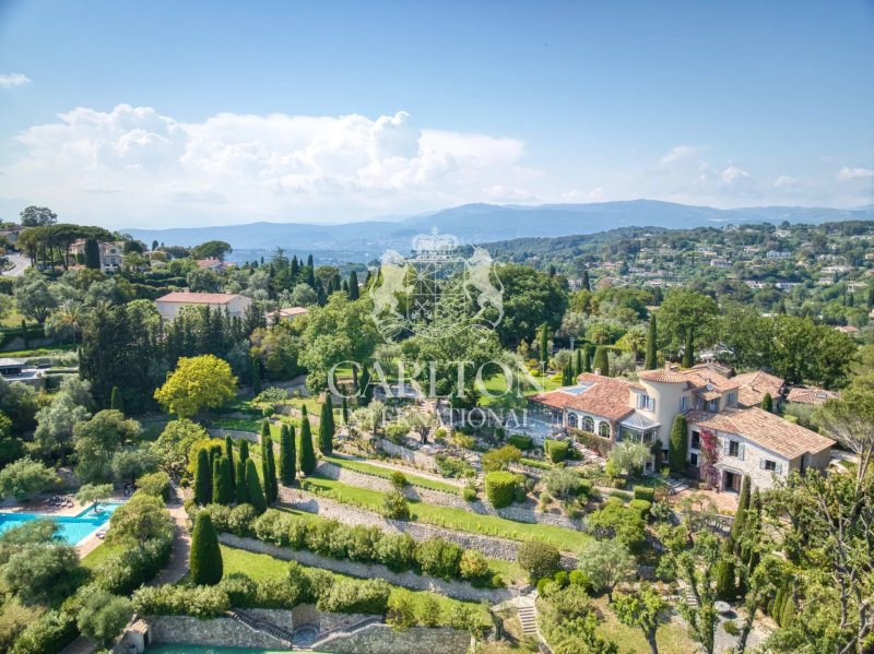 Mougins 