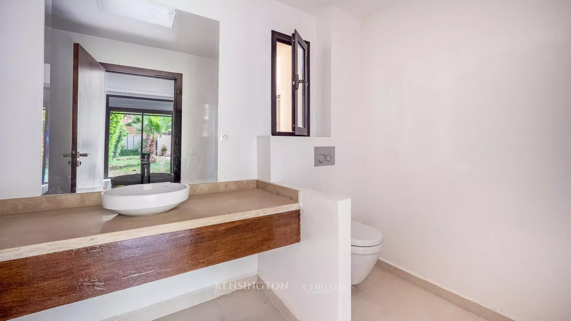 3 Bedroom Villa/Townhouse's Image 16