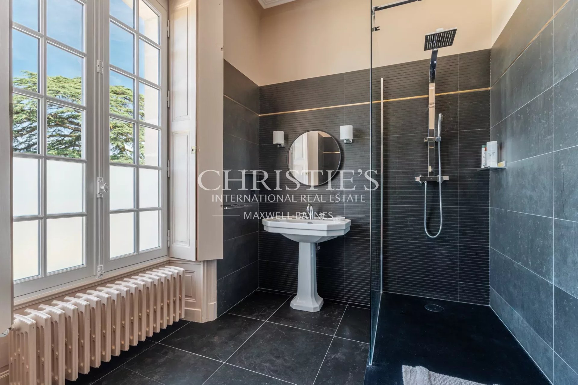 16 Bedroom Villa/Townhouse's Image 23
