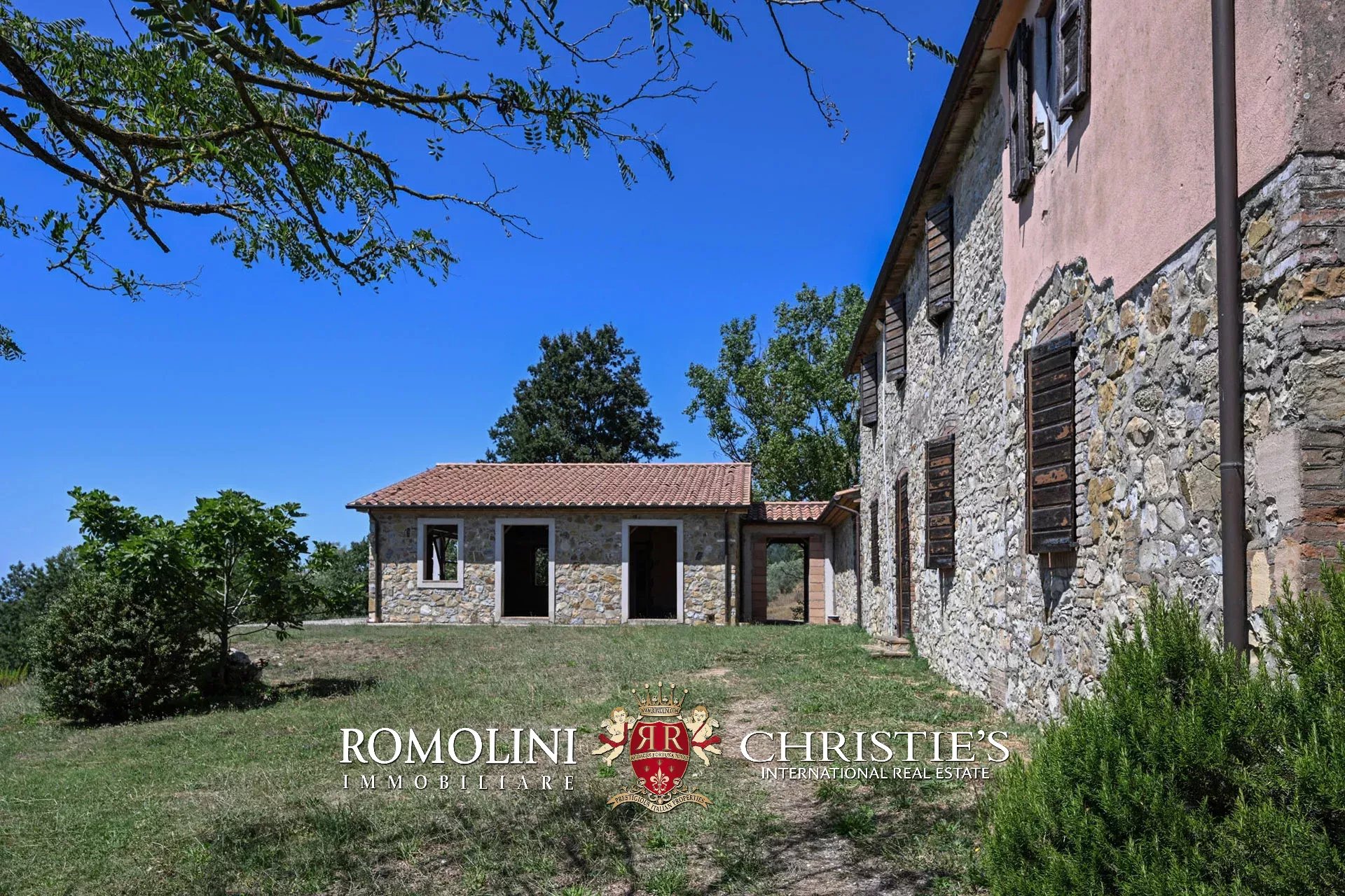 6 Bedroom Vineyard's Image 23