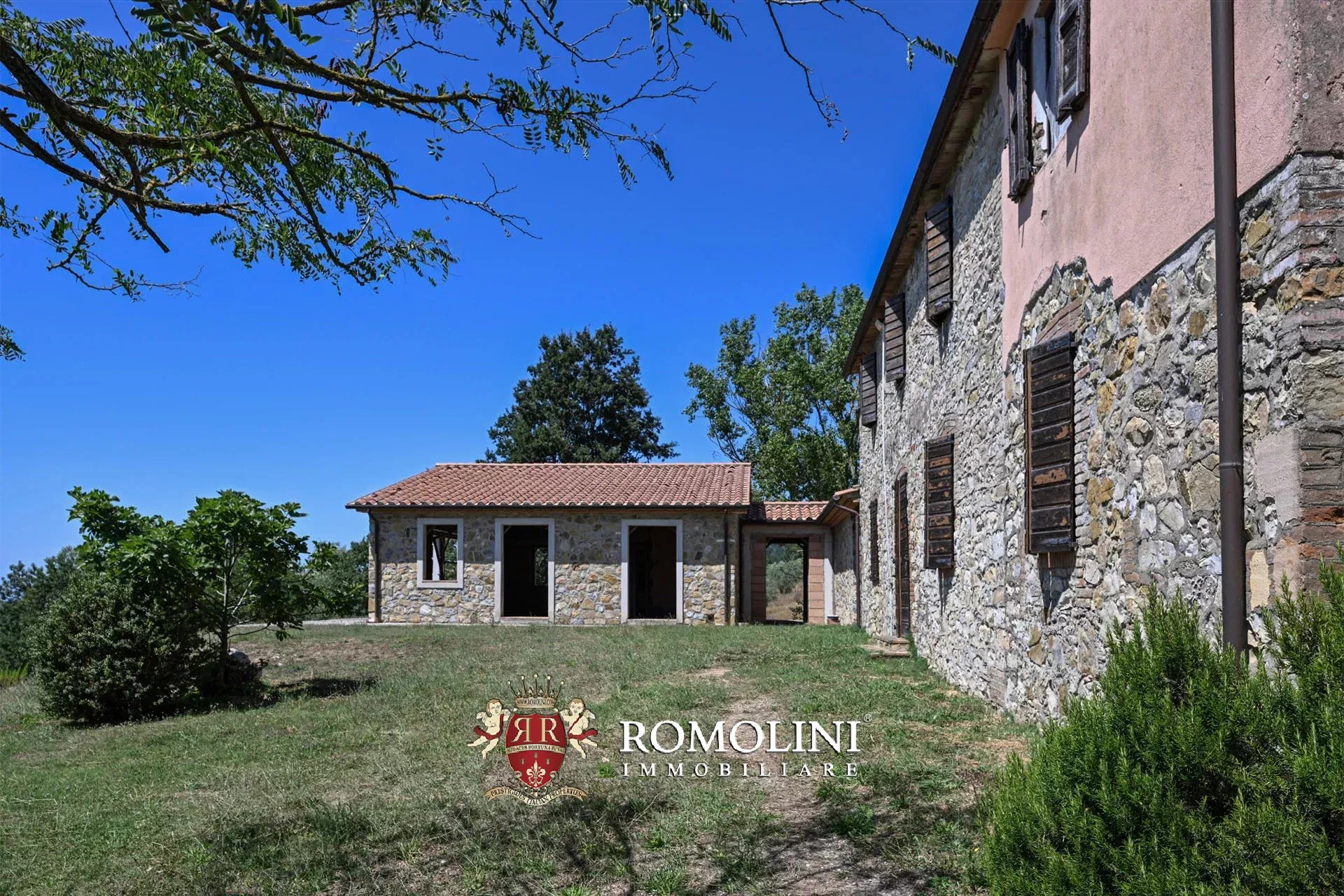 6 Bedroom Vineyard's Image 23