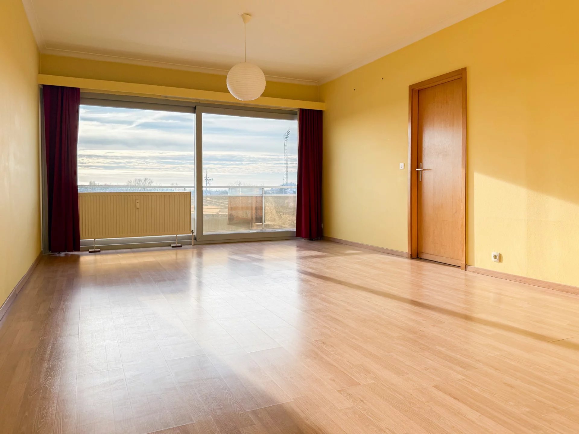 Appartement avec balcon et garage à vendre