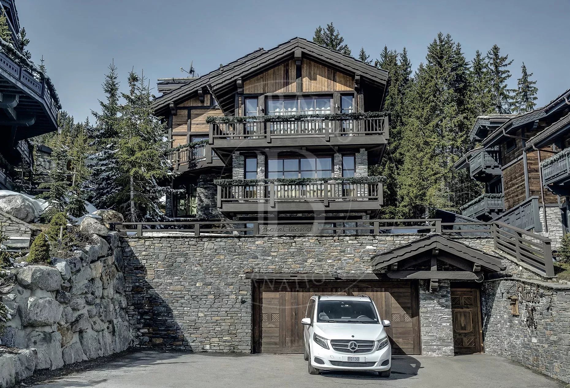 Agence immobilière de 