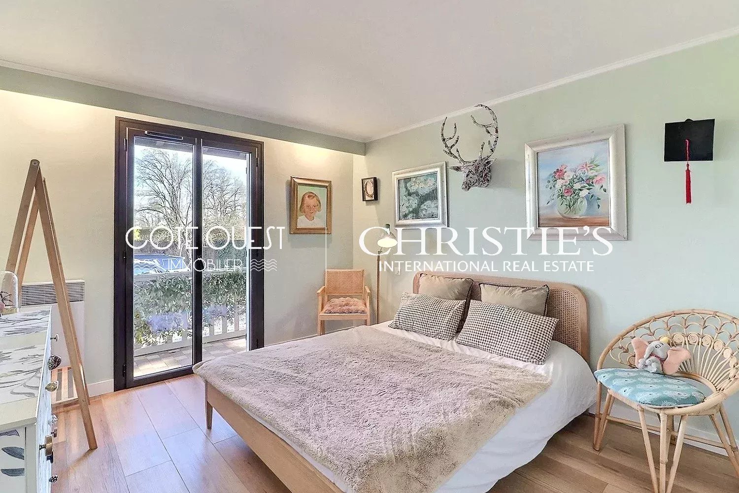 5 Bedroom Villa/Townhouse's Image 6