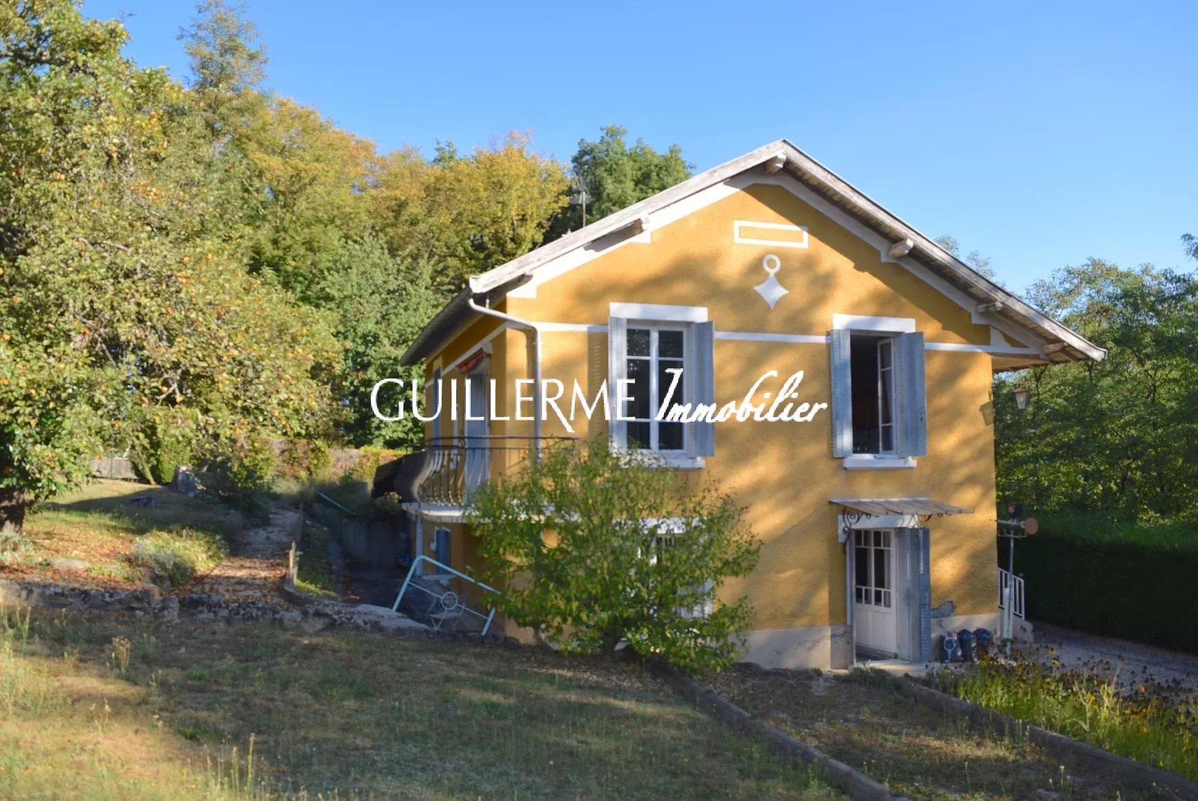 MAISON A RENOVER TERRAIN 1373MÂ²