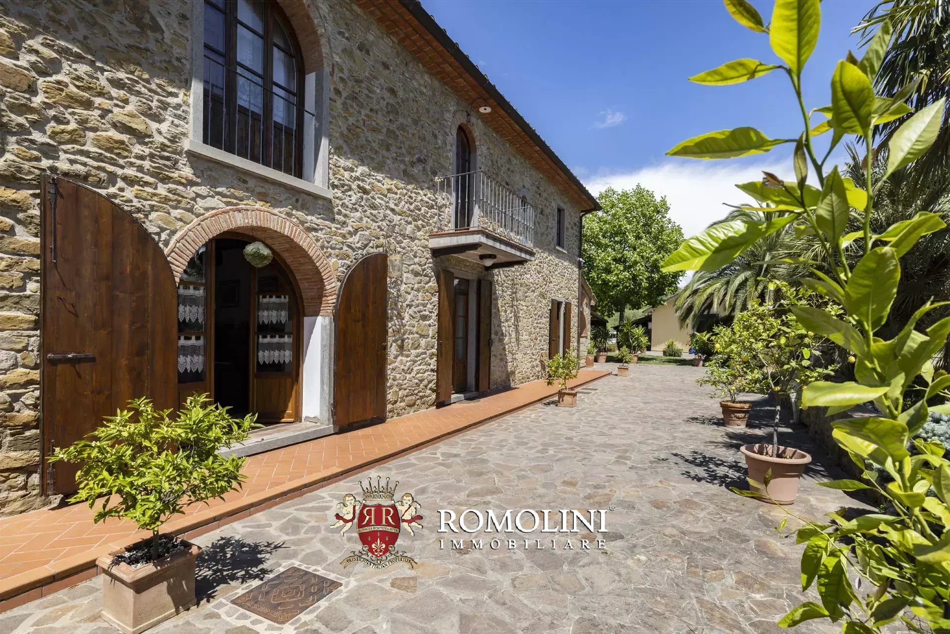 5 Bedroom Villa/Townhouse's Image 10