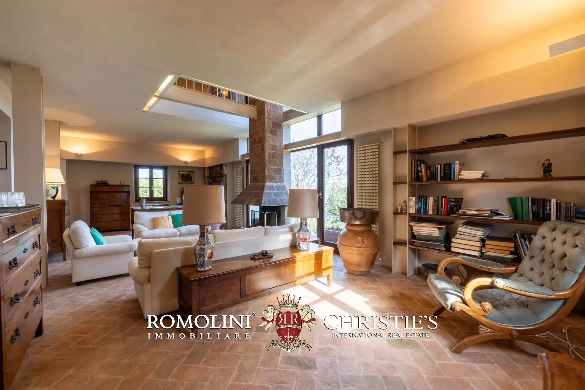 19 Bedroom Villa/Townhouse's Image 34