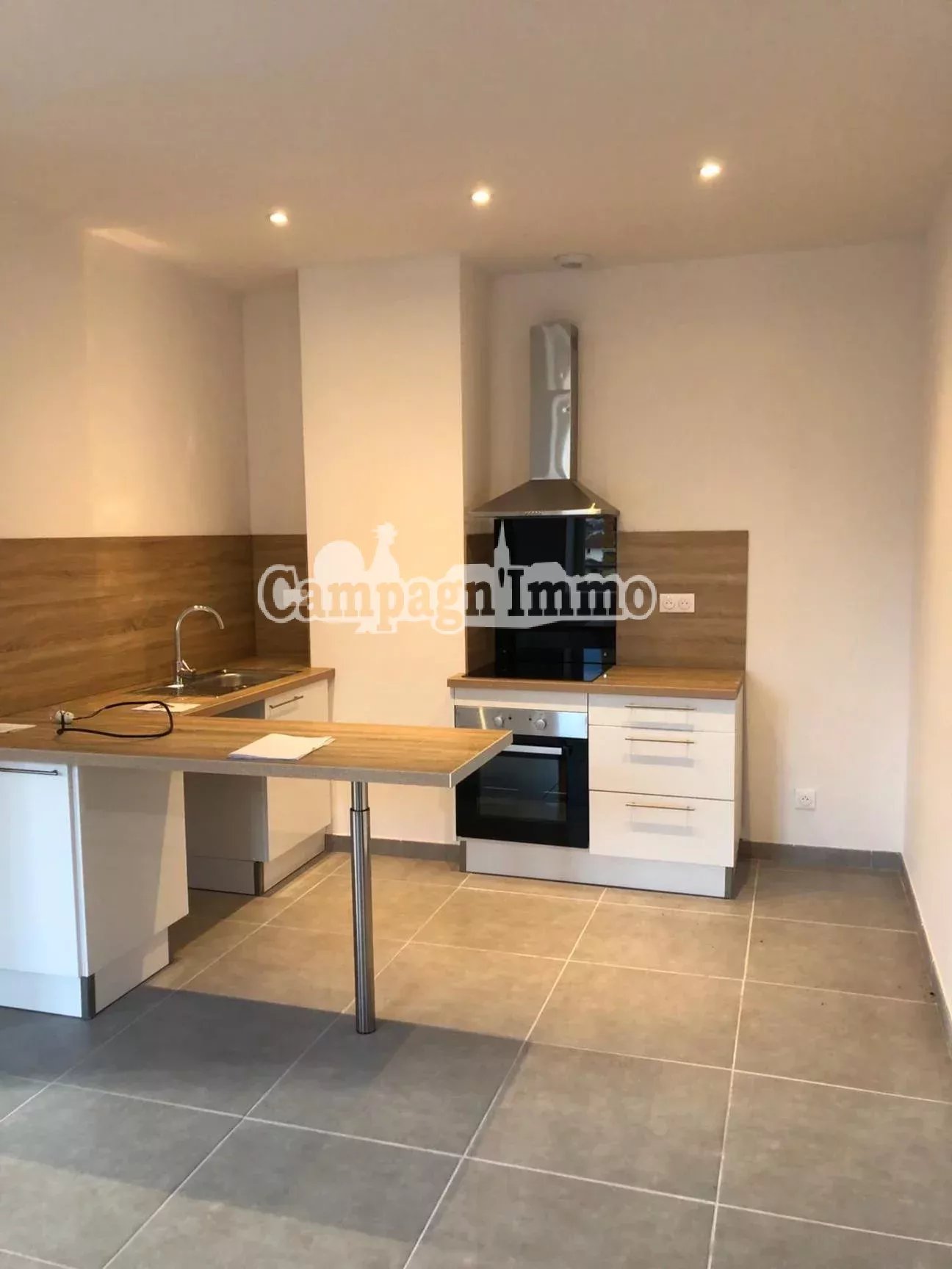 APPARTEMENT T2 TARARE