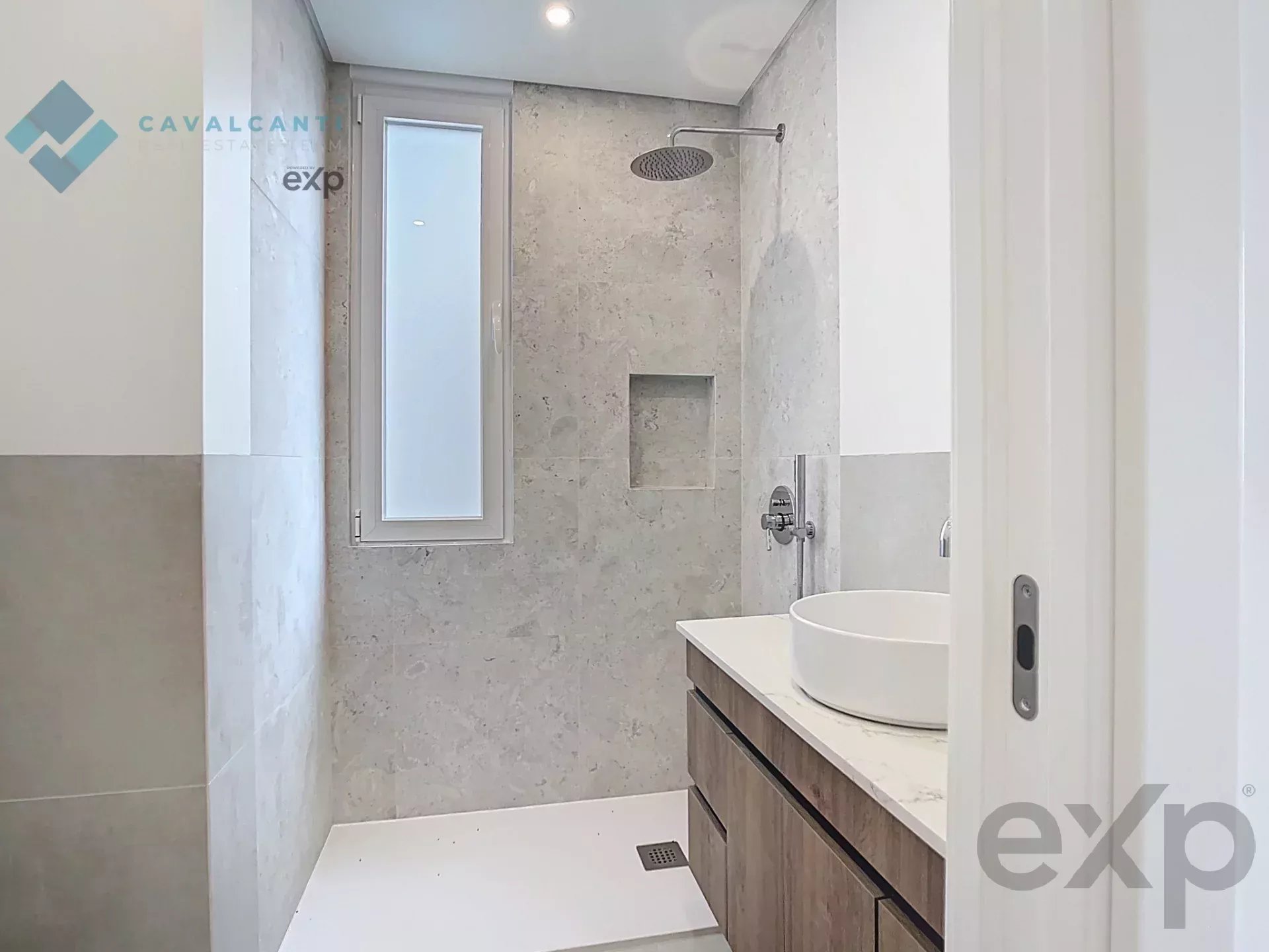 4 bedroom apartment in Alfragide Towers - Ready to move into 86367300 image 20